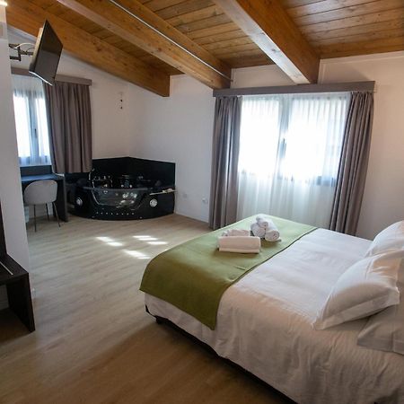 Il Castagneto Hotel Amatrice Luaran gambar