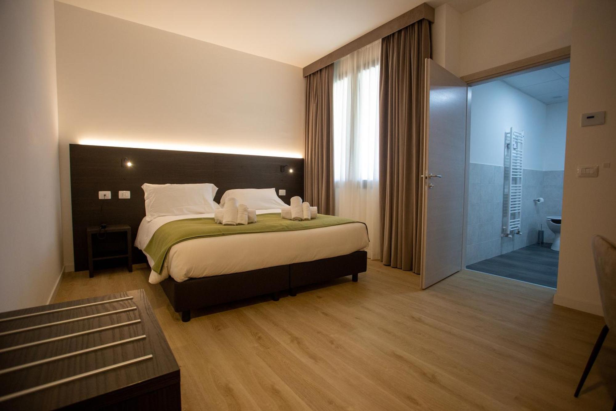 Il Castagneto Hotel Amatrice Luaran gambar